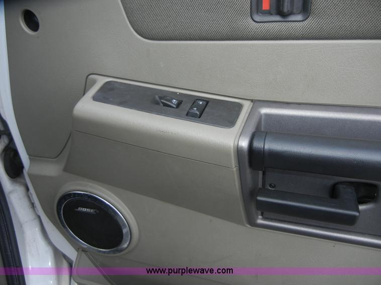 image for item 2046 2003 Hummer H2 31' Diamond Craftsmen Edition Limousine