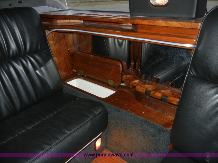 image for item 2046 2003 Hummer H2 31' Diamond Craftsmen Edition Limousine