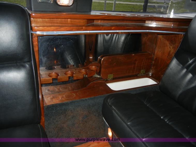 image for item 2046 2003 Hummer H2 31' Diamond Craftsmen Edition Limousine