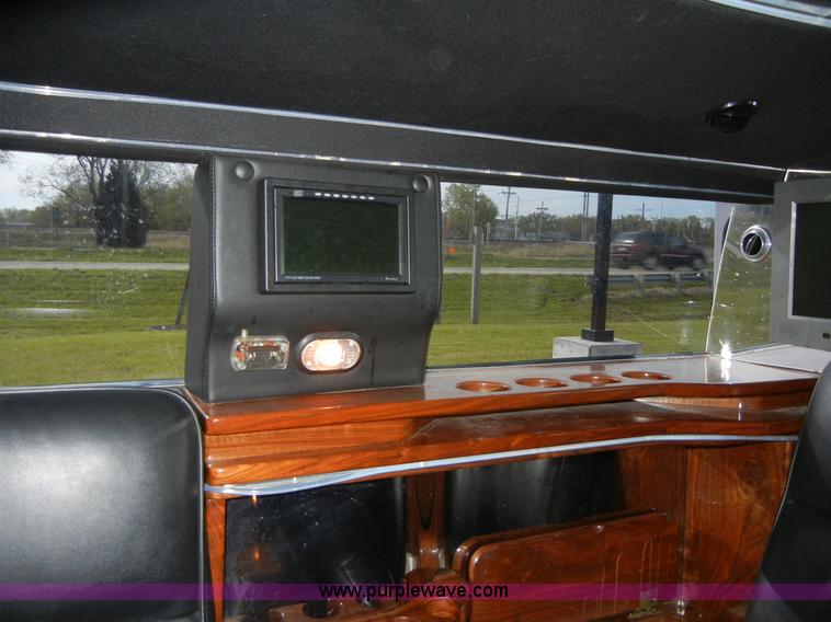 image for item 2046 2003 Hummer H2 31' Diamond Craftsmen Edition Limousine