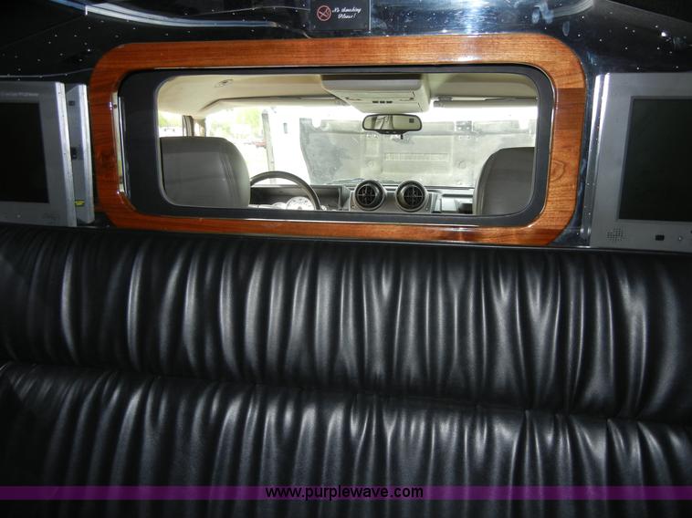 image for item 2046 2003 Hummer H2 31' Diamond Craftsmen Edition Limousine