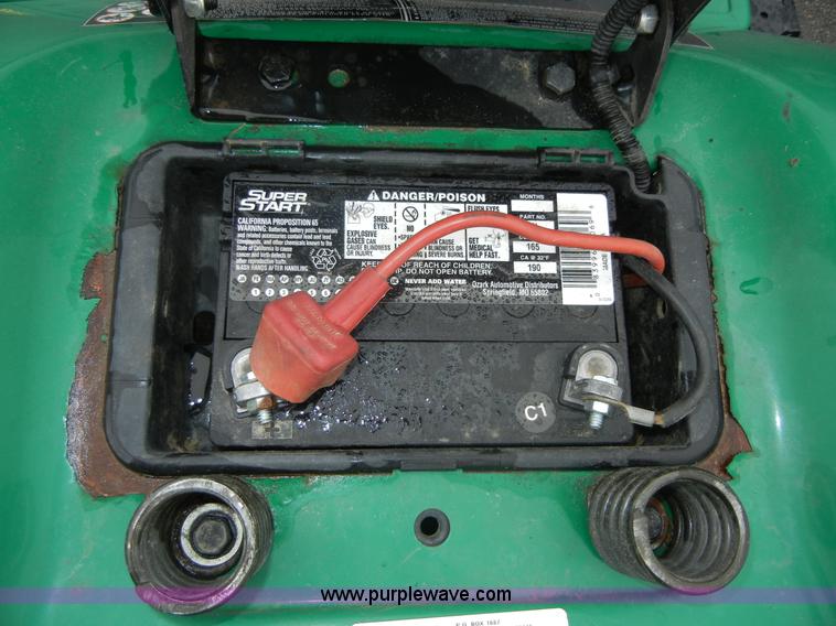 image for item 2270 Weed Eater Poulan riding lawn mower