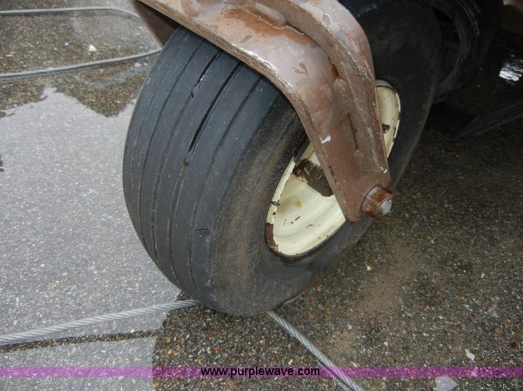 image for item 2273 Grasshopper 718 zero turn mower