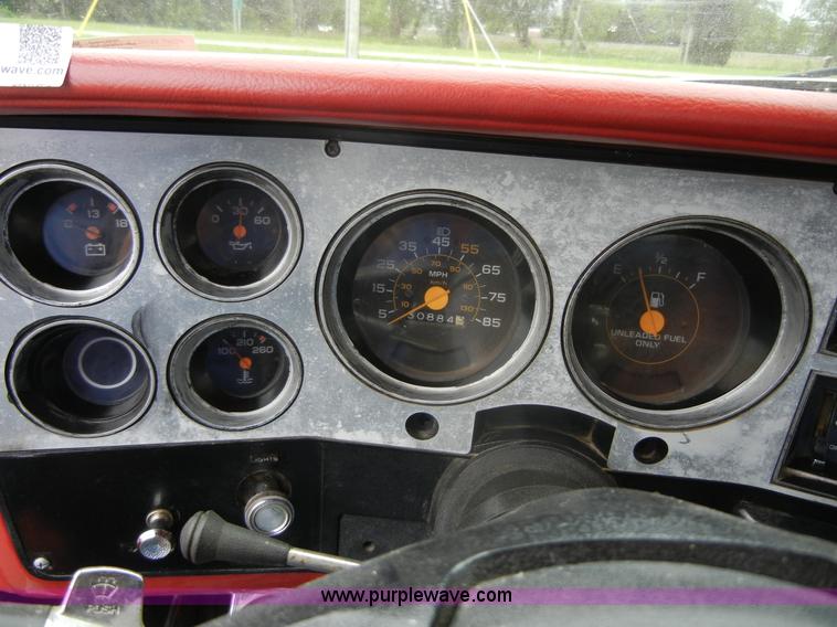 image for item 2361 1984 GMC K1500 High Sierra pickup truck