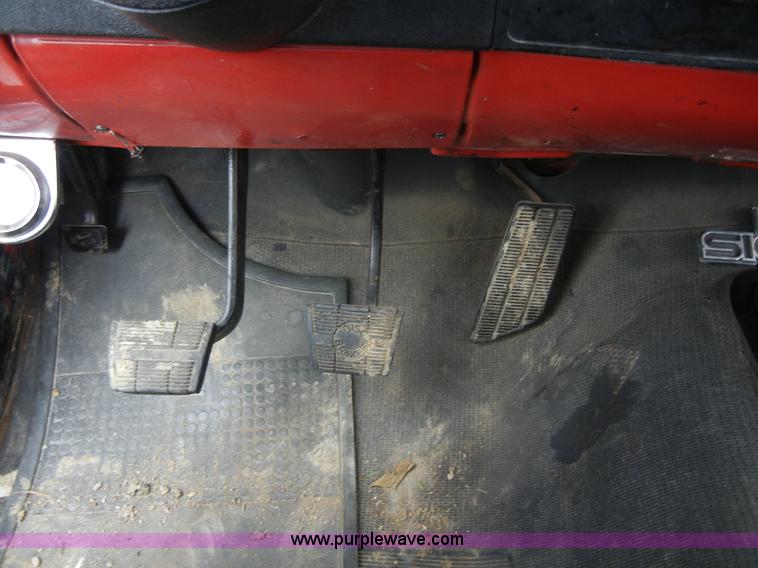 image for item 2361 1984 GMC K1500 High Sierra pickup truck