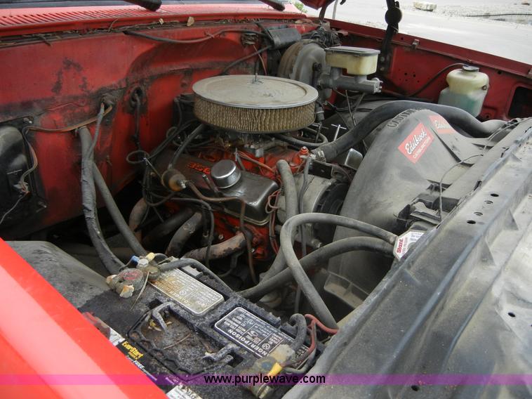 image for item 2361 1984 GMC K1500 High Sierra pickup truck