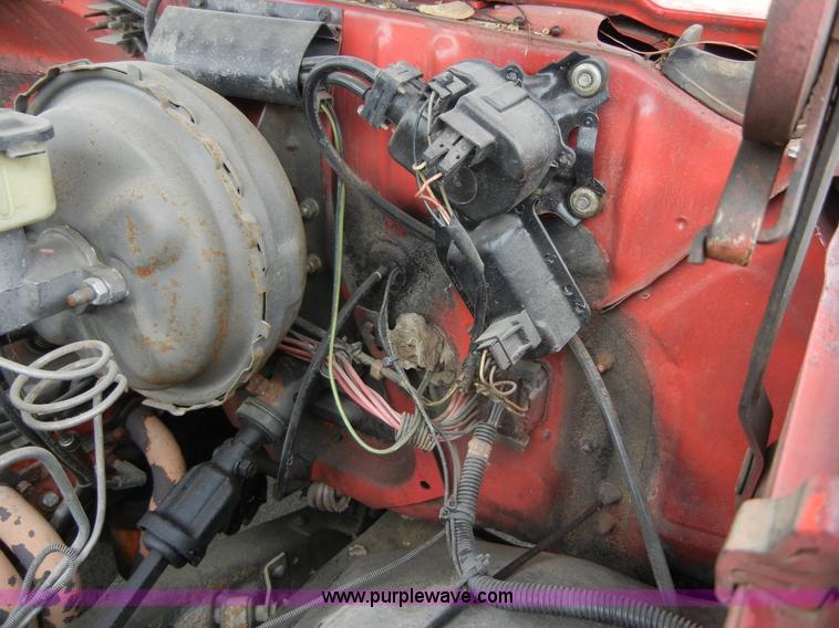 image for item 2361 1984 GMC K1500 High Sierra pickup truck