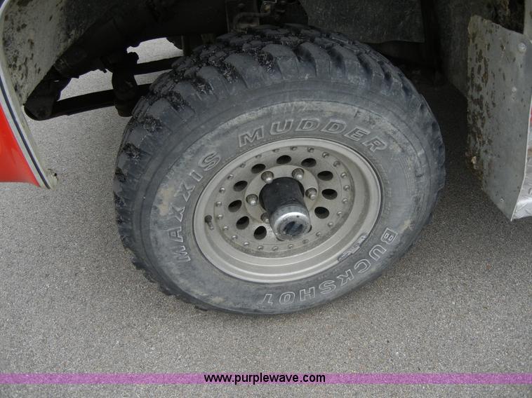 image for item 2361 1984 GMC K1500 High Sierra pickup truck