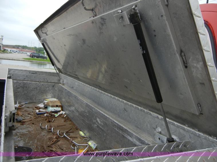 image for item 2361 1984 GMC K1500 High Sierra pickup truck