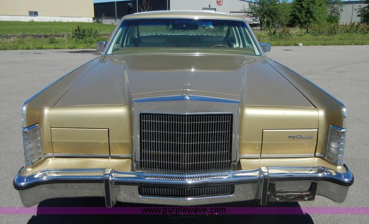 image for item 2363 1979 Lincoln Continental