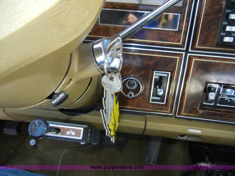 image for item 2363 1979 Lincoln Continental