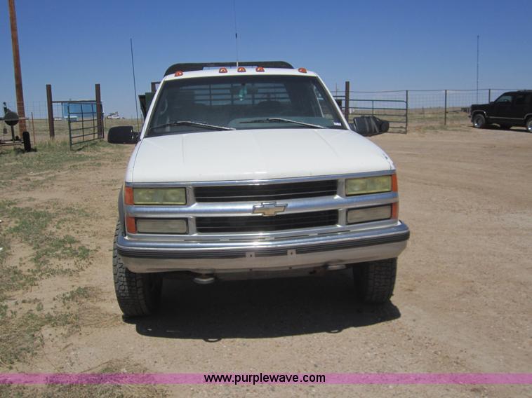 image for item 3057 1996 Chevrolet K3500 crew cab pickup truck