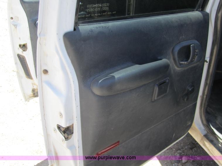 image for item 3057 1996 Chevrolet K3500 crew cab pickup truck