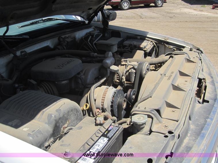 image for item 3057 1996 Chevrolet K3500 crew cab pickup truck