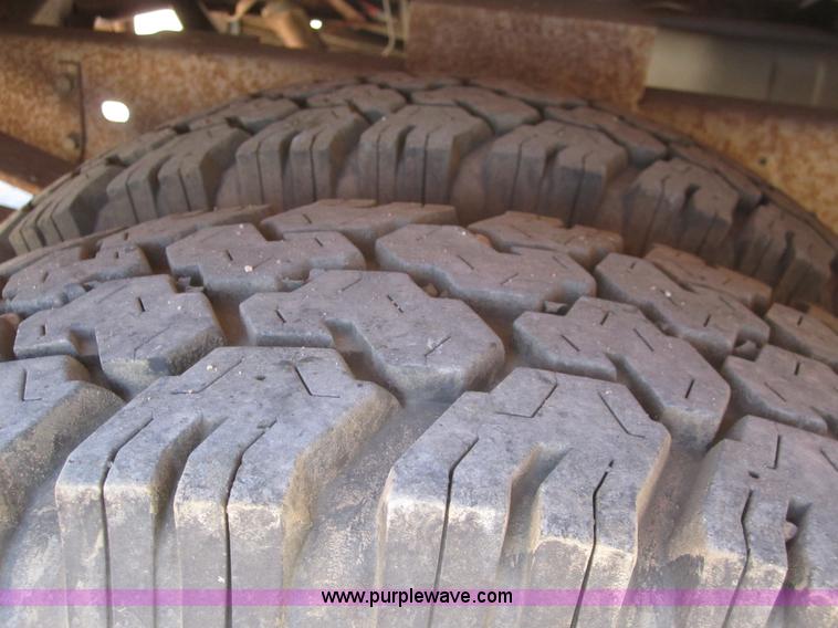 image for item 3057 1996 Chevrolet K3500 crew cab pickup truck