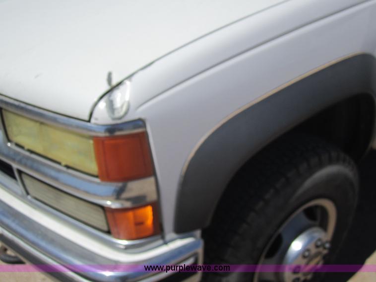 image for item 3057 1996 Chevrolet K3500 crew cab pickup truck
