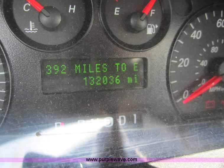 image for item 3068 2007 Ford Taurus SE