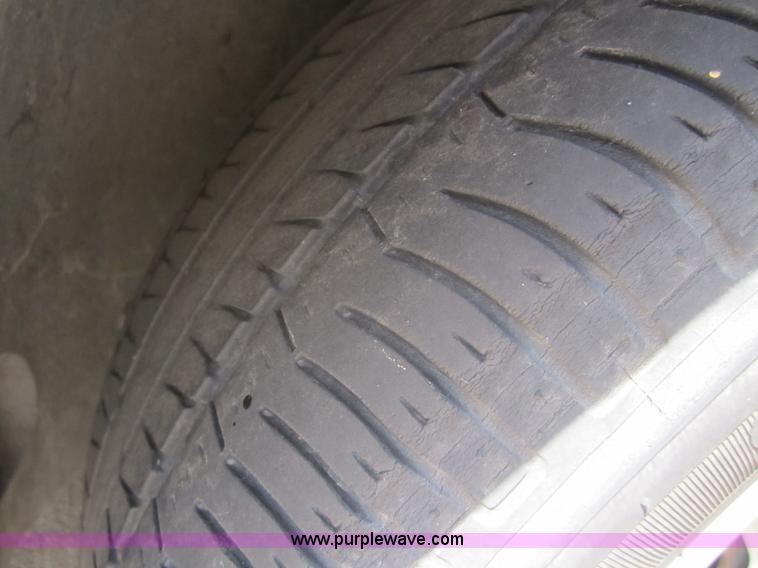 image for item 3068 2007 Ford Taurus SE