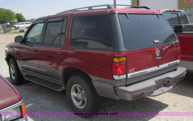 image for item 3069 1997 Mercury Mountaineer SUV