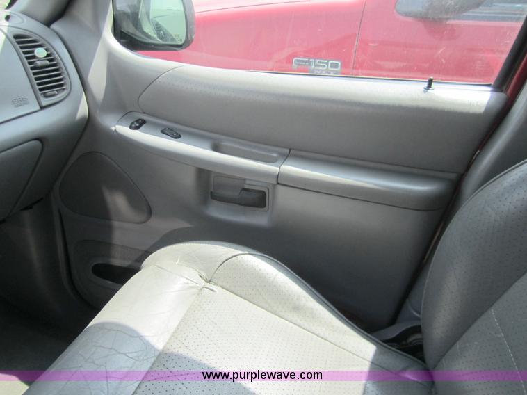 image for item 3069 1997 Mercury Mountaineer SUV