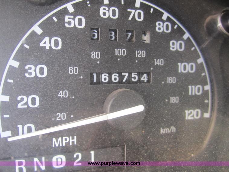 image for item 3069 1997 Mercury Mountaineer SUV