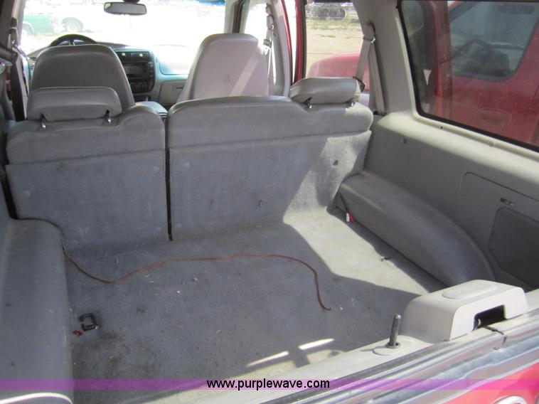image for item 3069 1997 Mercury Mountaineer SUV