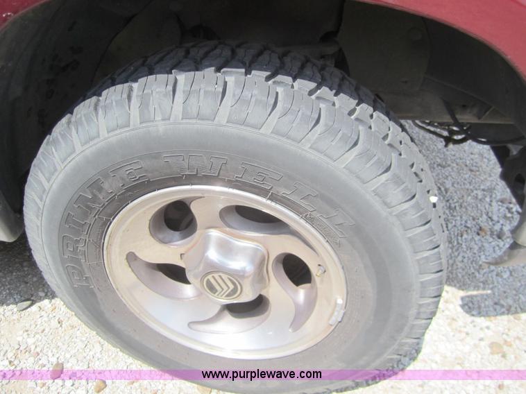 image for item 3069 1997 Mercury Mountaineer SUV