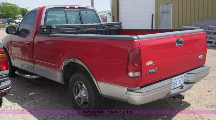 image for item 3070 1997 Ford F150 pickup truck