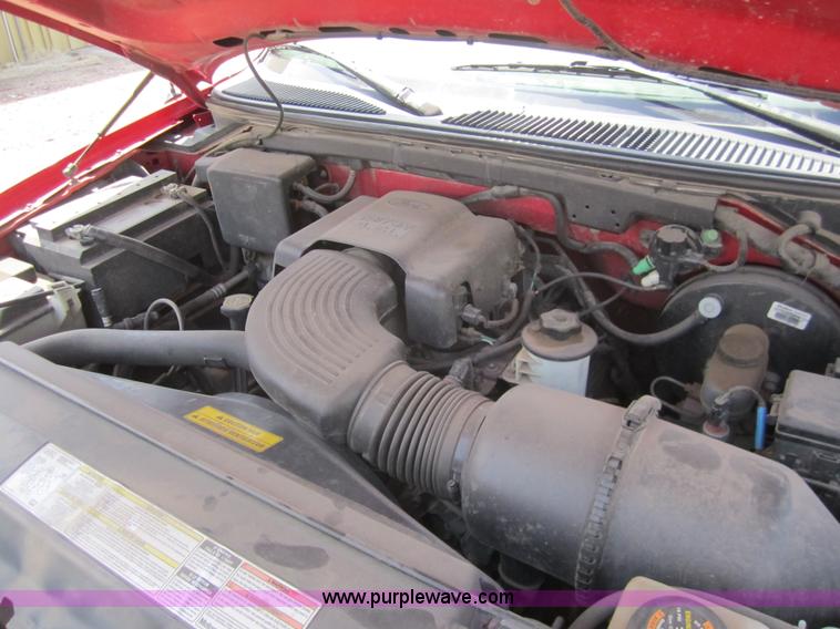 image for item 3070 1997 Ford F150 pickup truck