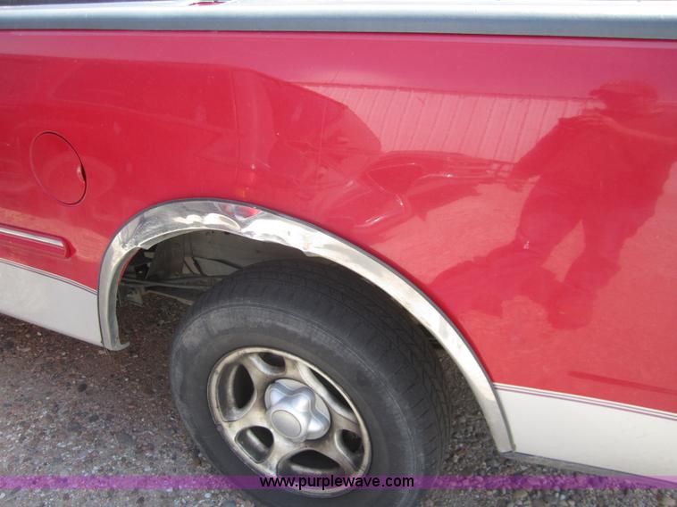 image for item 3070 1997 Ford F150 pickup truck