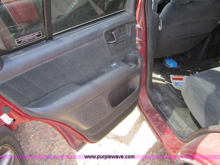 image for item 3072 1996 Chevrolet Blazer SUV