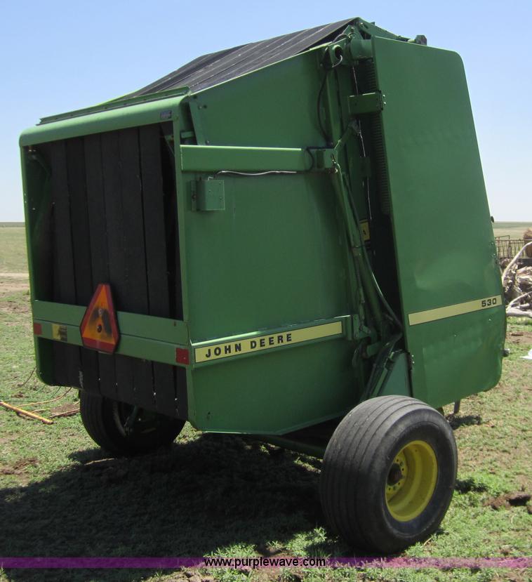image for item 3137 1984 John Deere 530 round baler