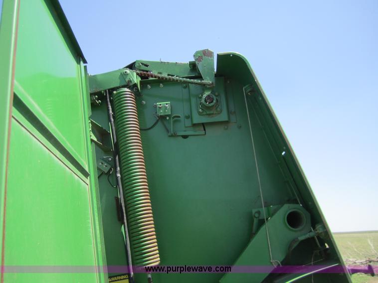 image for item 3137 1984 John Deere 530 round baler