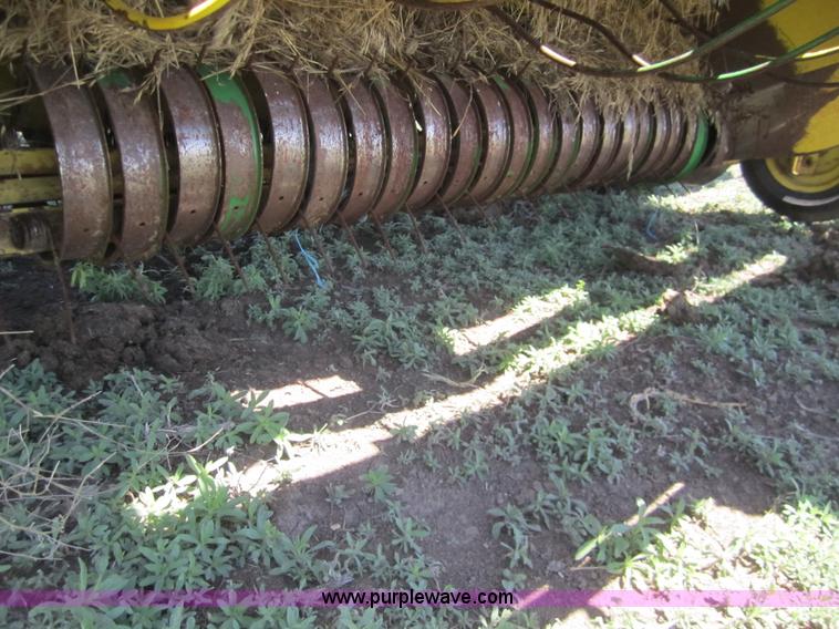 image for item 3137 1984 John Deere 530 round baler