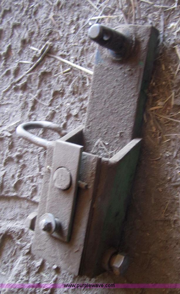 image for item 3137 1984 John Deere 530 round baler