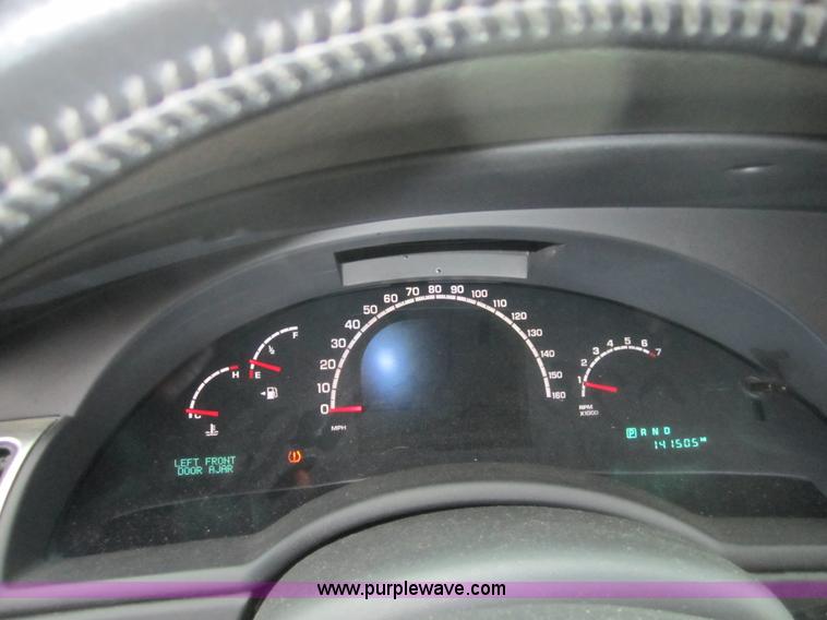 image for item 3738 2004 Chrysler Pacifica SUV