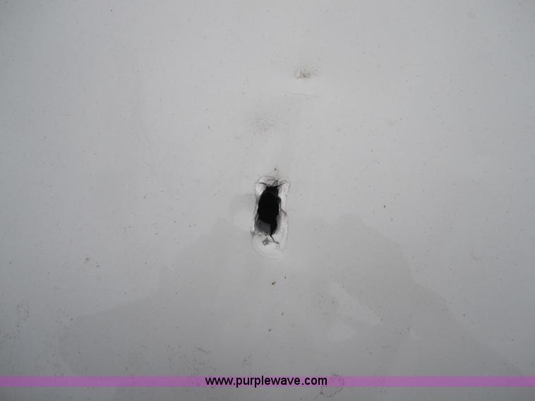 image for item 3738 2004 Chrysler Pacifica SUV