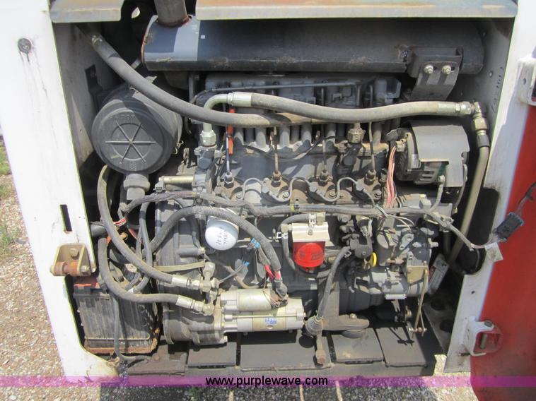 image for item 3762 2002 Bobcat S250 skid steer