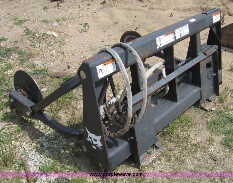 image for item 3764 Bobcat sod layer