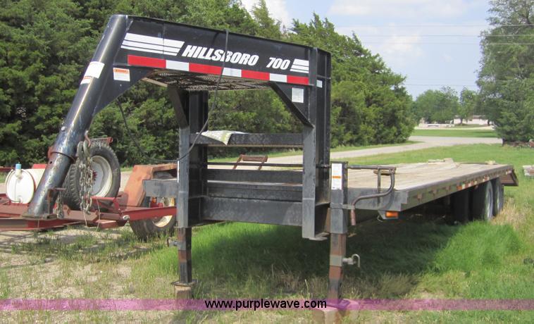 image for item 3765 2004 Hillsboro goose neck trailer