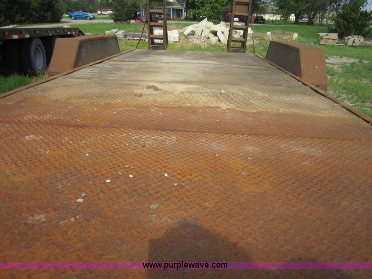 image for item 3769 2000 Trail Load 20' flatbed trailer