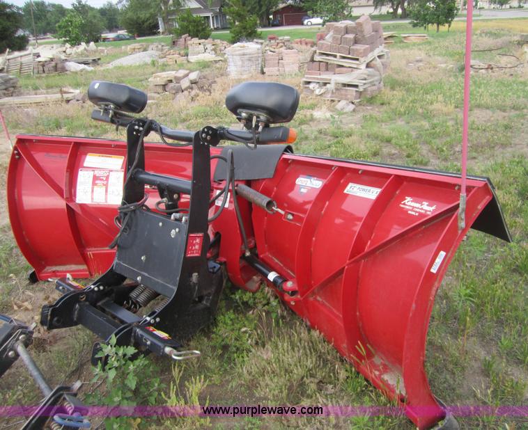 image for item 3782 The Boss Power V snow blade