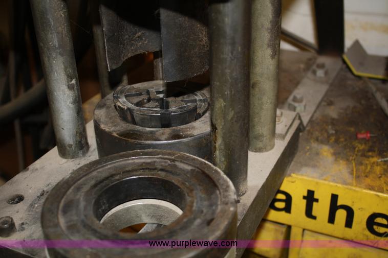 image for item 5028 Assorted tools