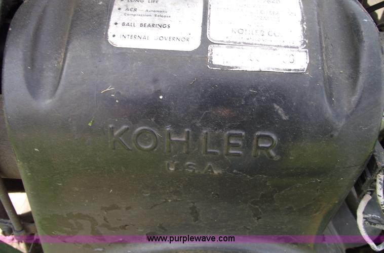 image for item 5556 John Deere 212 lawn mower