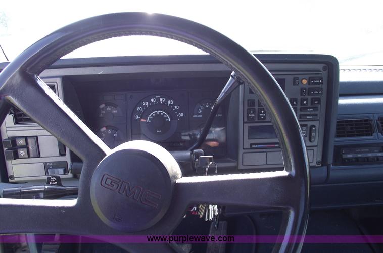 image for item 5583 1989 GMC C3500 Sierra SLE extended cab pickup truck