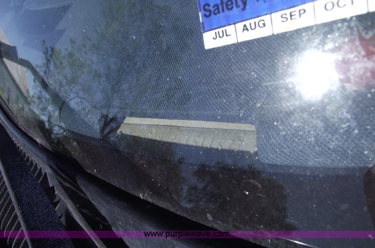 image for item 5583 1989 GMC C3500 Sierra SLE extended cab pickup truck