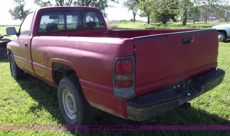 image for item 5584 1996 Dodge Ram 2500 pickup truck