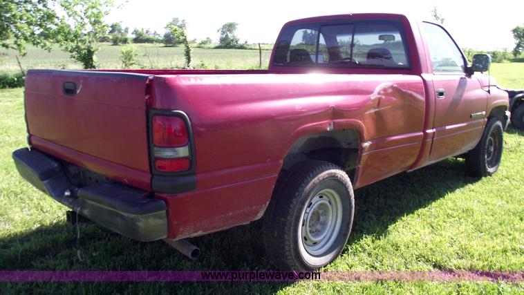 image for item 5584 1996 Dodge Ram 2500 pickup truck