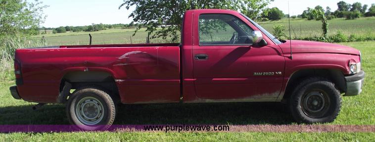 image for item 5584 1996 Dodge Ram 2500 pickup truck
