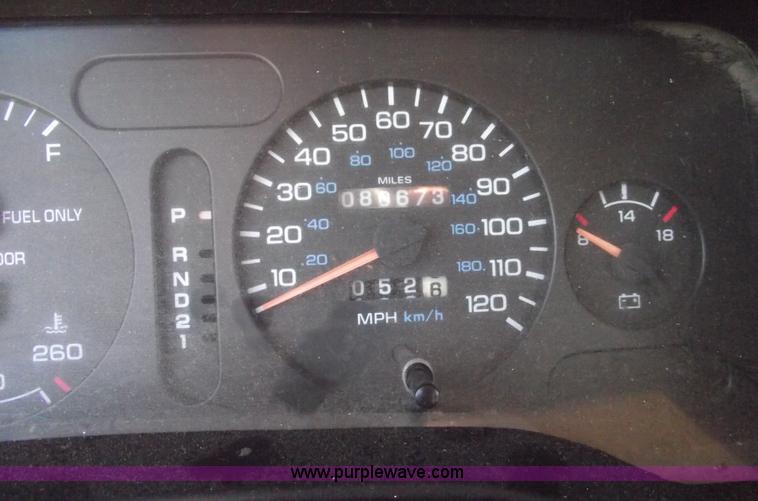 image for item 5584 1996 Dodge Ram 2500 pickup truck